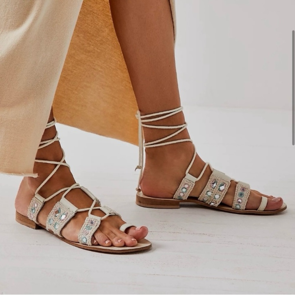 Free People Sandles Color Off White Size 10